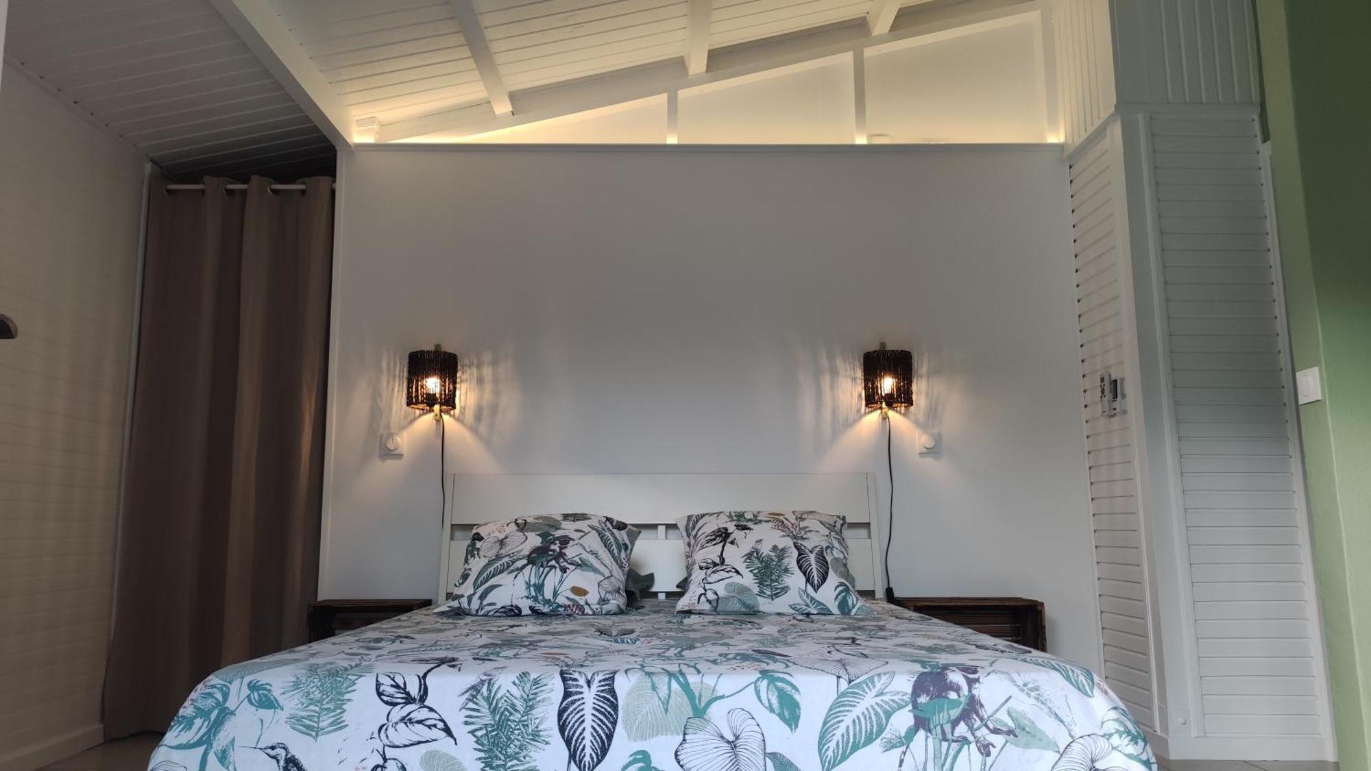 Les Coulirooms - Suite Avec Jacuzzi Et Grande Terrasse Sainte-Anne  Buitenkant foto