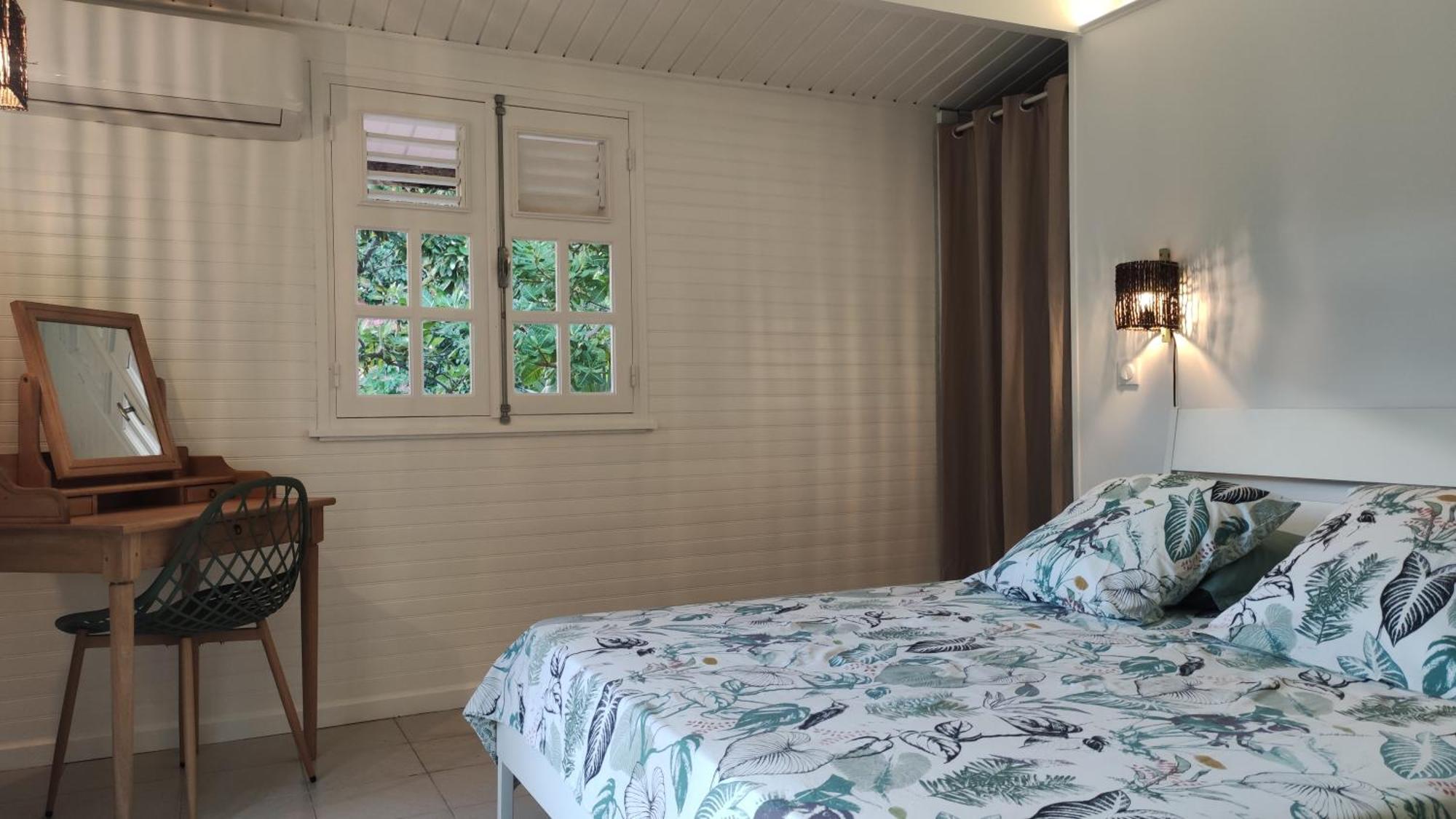 Les Coulirooms - Suite Avec Jacuzzi Et Grande Terrasse Sainte-Anne  Buitenkant foto